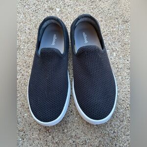 Allbirds - black slip ons size 8